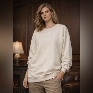 Kittenish Cream Sweatshirt – Women’s Size Medium